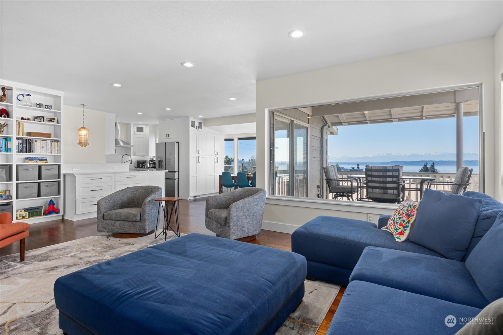 857 Walnut Street Edmonds, WA 98020 - Photo 9 of 40 Gallery Image 9