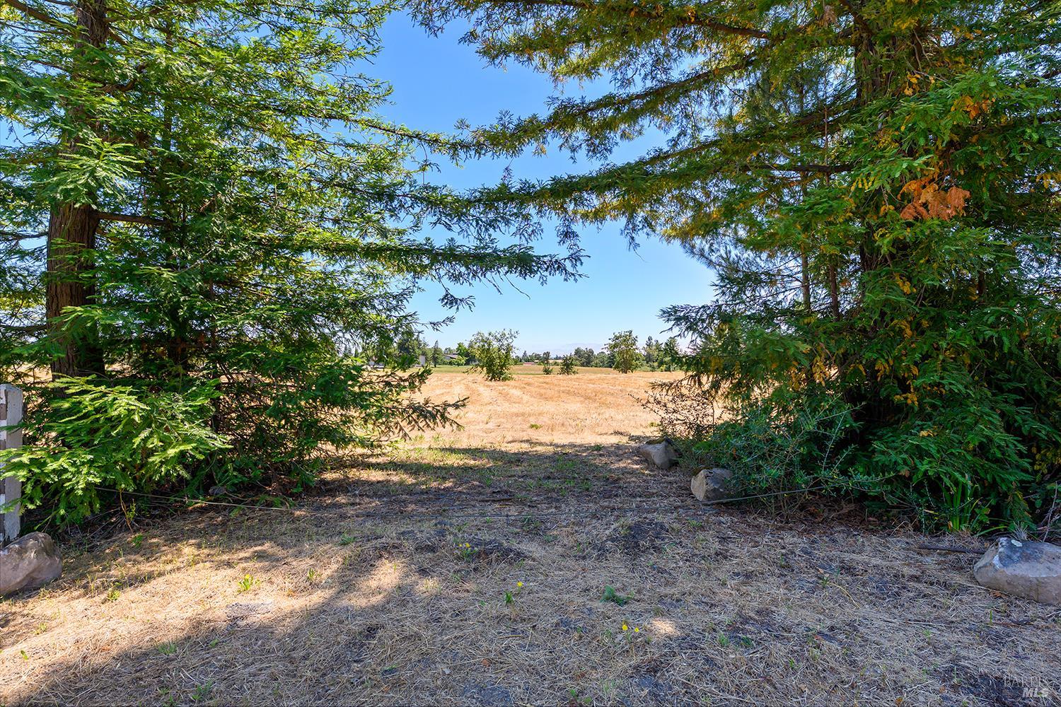 5400 Hall Road Santa Rosa, CA 95401 - Photo 6 of 13 Entrance from Hall Rd