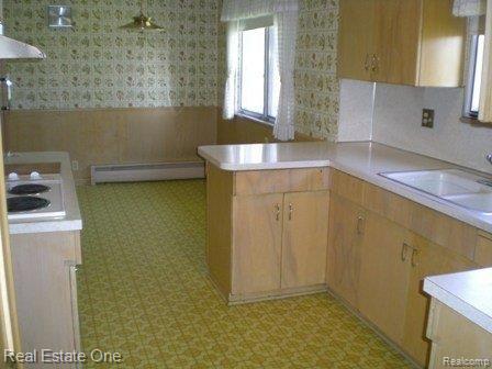 Eat in Kitchen