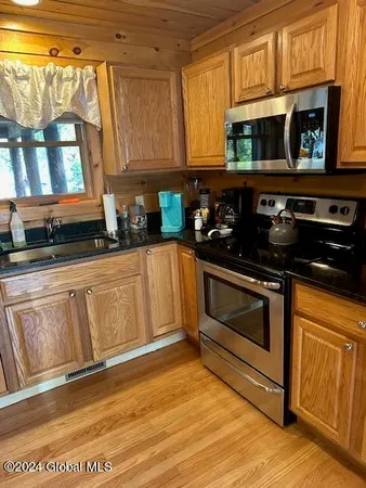 $40,000 | 3210 Lake Shore Drive, Unit 27 INTERVAL 4, Lake George, NY 12845