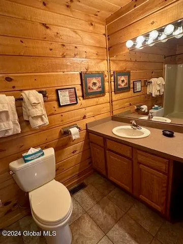 $40,000 | 3210 Lake Shore Drive, Unit 27 INTERVAL 4, Lake George, NY 12845