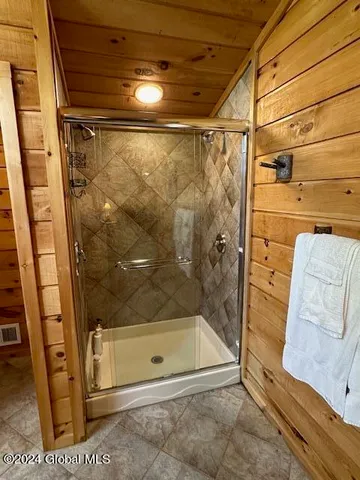 $40,000 | 3210 Lake Shore Drive, Unit 27 INTERVAL 4, Lake George, NY 12845