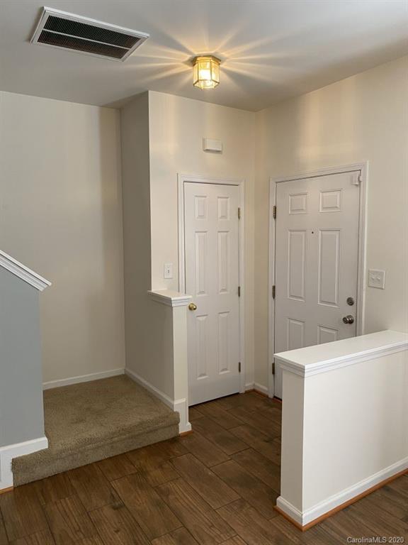 16232 Hayfield Road Charlotte, NC 28213 - Photo 2 of 25