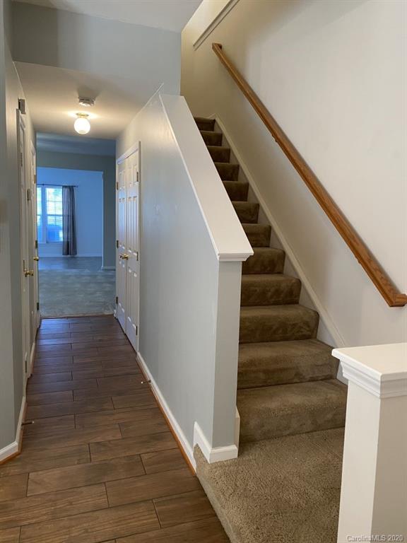 16232 Hayfield Road Charlotte, NC 28213 - Photo 3 of 25