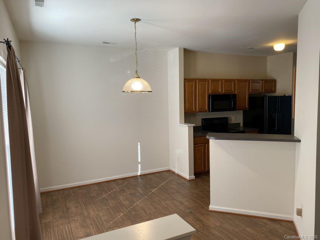 16232 Hayfield Road Charlotte, NC 28213 - Photo 4 of 25