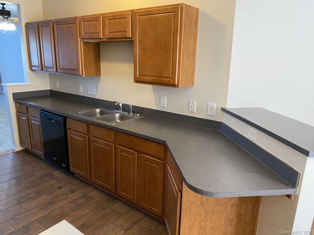16232 Hayfield Road Charlotte, NC 28213 - Photo 8 of 25