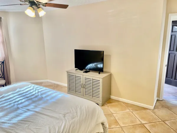 $7,500 | 505 Prestwick Circle, Palm Beach Gardens, FL 33418
