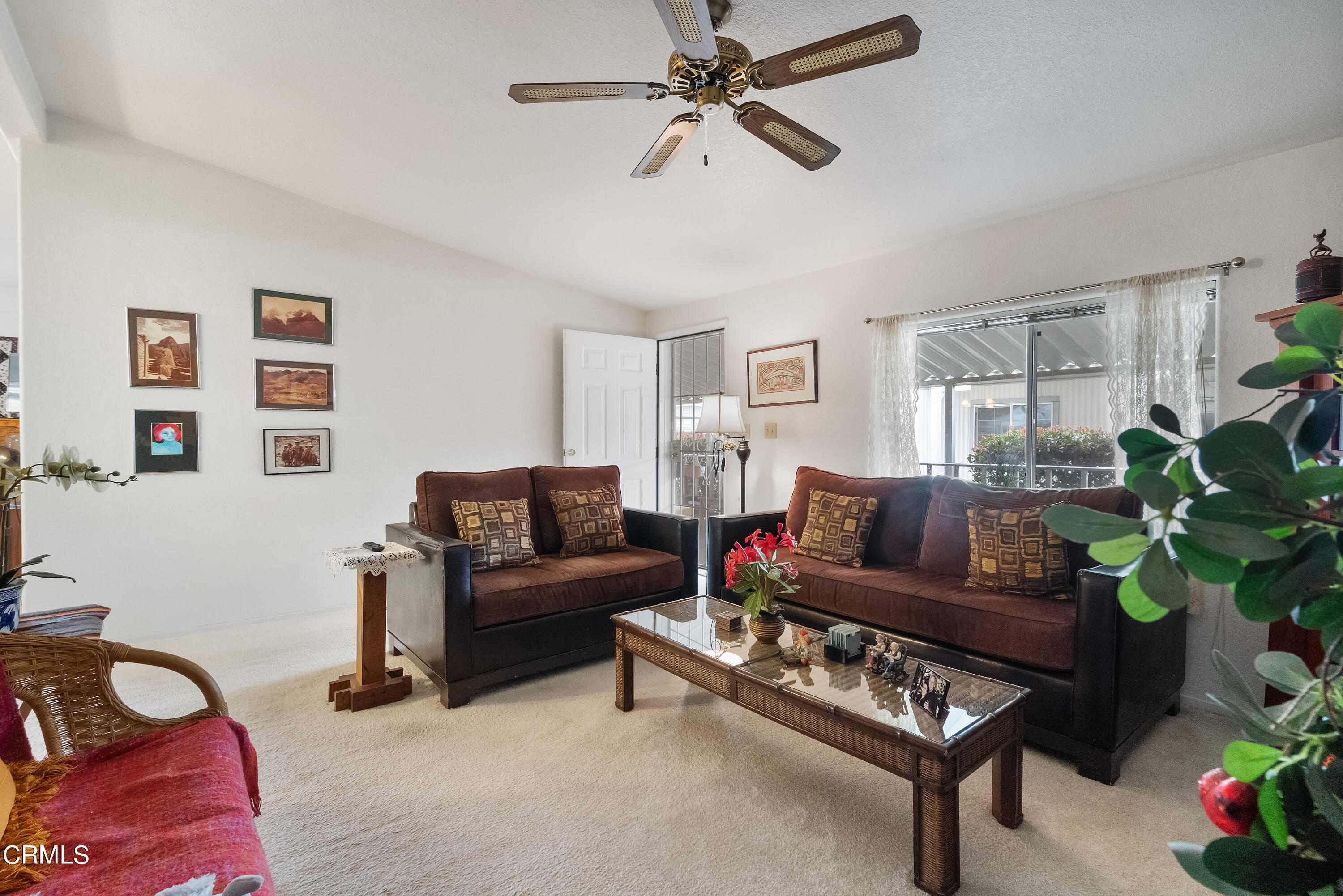 250 East Telegraph Road, Unit 214 Fillmore, CA 93015 - Photo 12 of 32 living room C