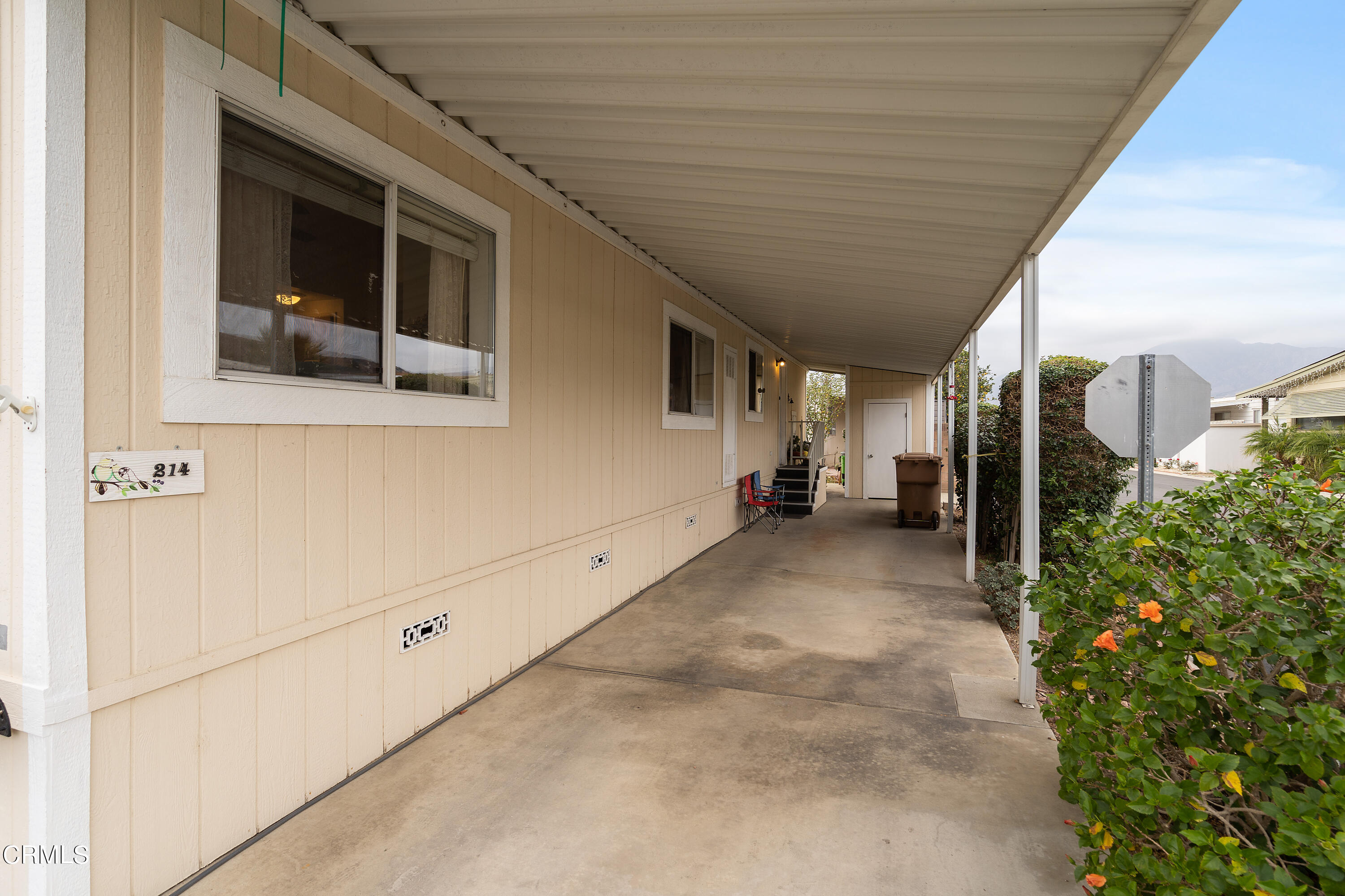 250 East Telegraph Road, Unit 214 Fillmore, CA 93015 - Photo 5 of 32 driveway