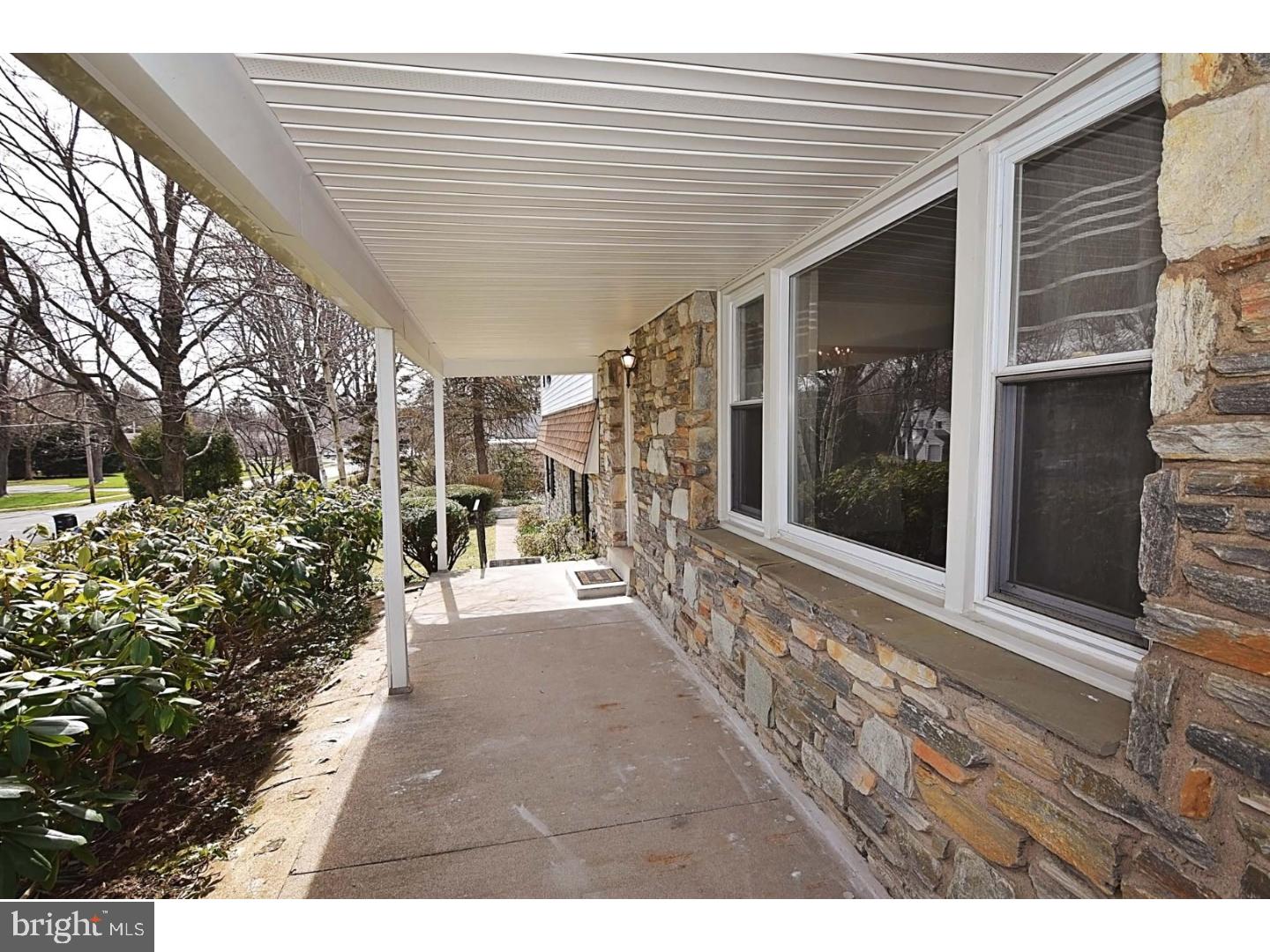 354 Andrew Road Huntingdon Valley, PA 19006 - Photo 2 of 25 Porch