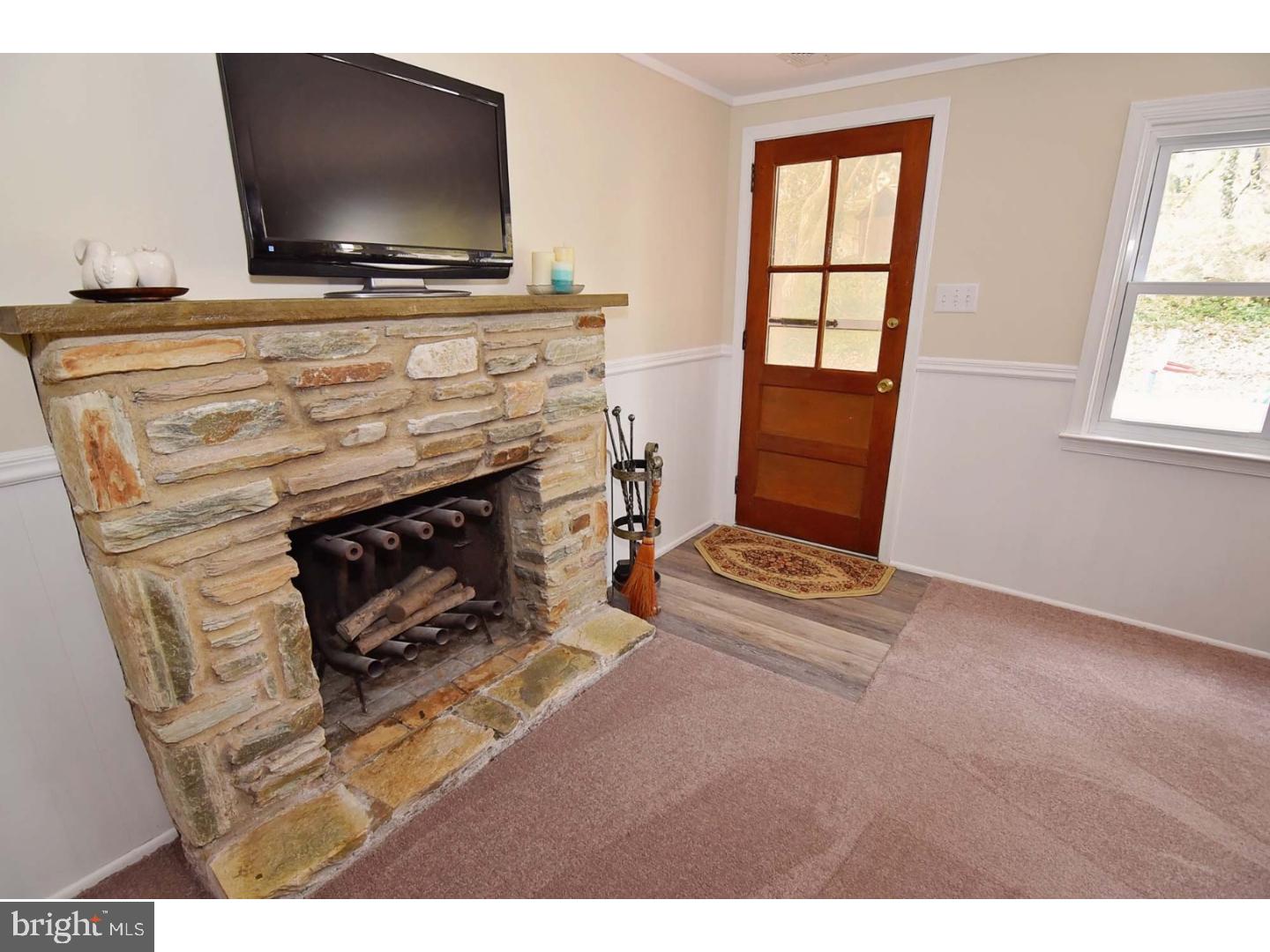 354 Andrew Road Huntingdon Valley, PA 19006 - Photo 11 of 25 Fireplace