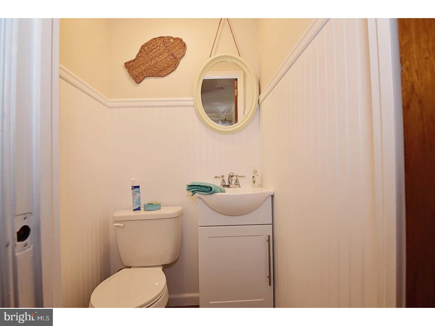 354 Andrew Road Huntingdon Valley, PA 19006 - Photo 14 of 25 Half Bath