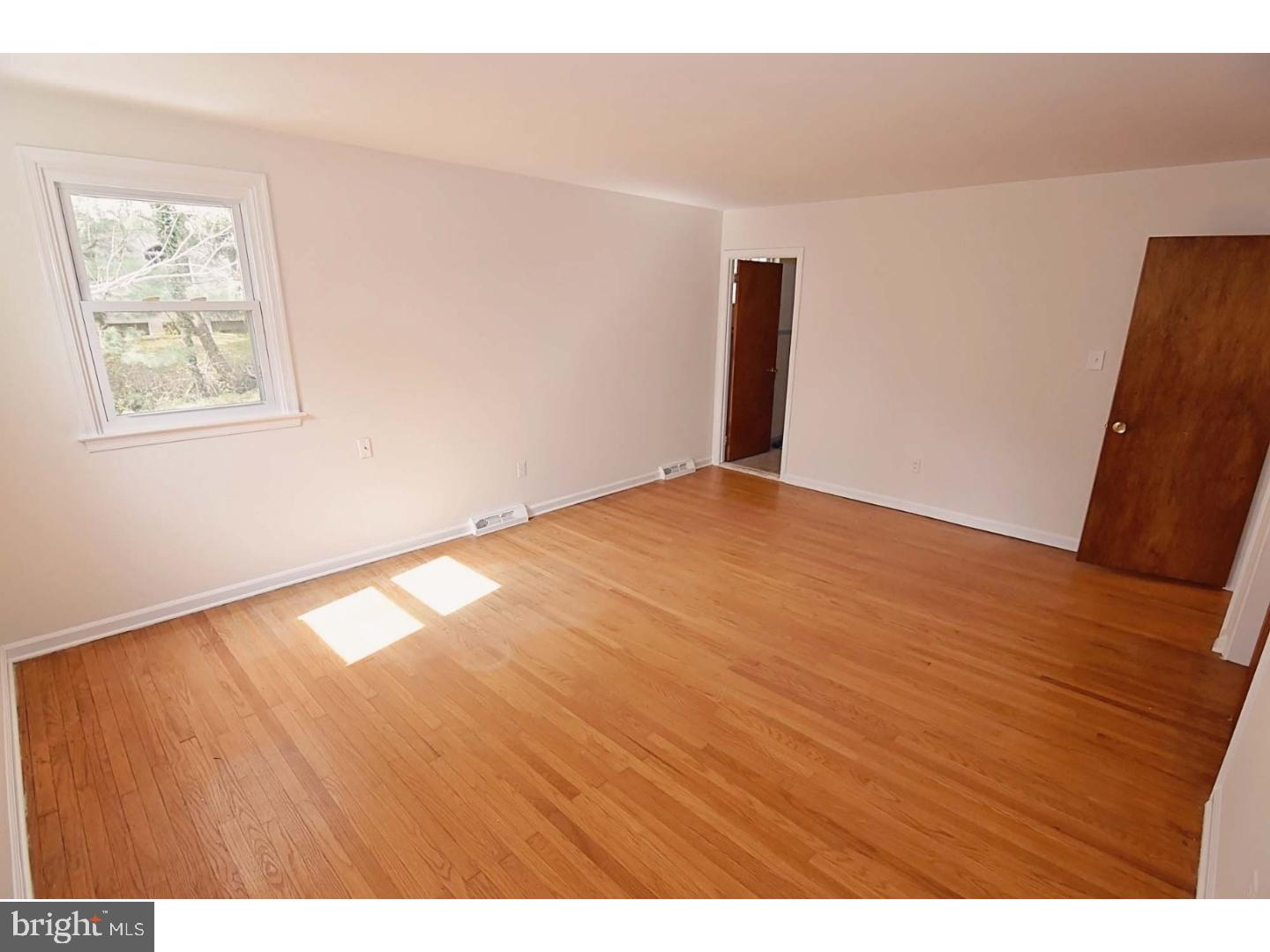 354 Andrew Road Huntingdon Valley, PA 19006 - Photo 17 of 25 Bedroom 2