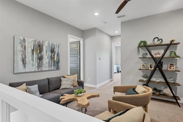 $1,320,000 | 2323 Pine Terrace, Sarasota, FL 34231