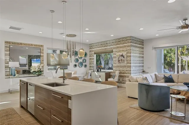 $1,320,000 | 2323 Pine Terrace, Sarasota, FL 34231