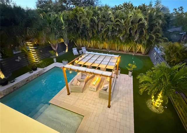 $1,320,000 | 2323 Pine Terrace, Sarasota, FL 34231