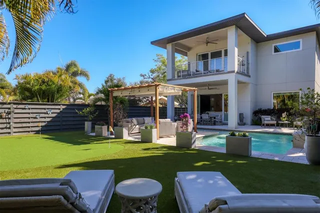 $1,320,000 | 2323 Pine Terrace, Sarasota, FL 34231