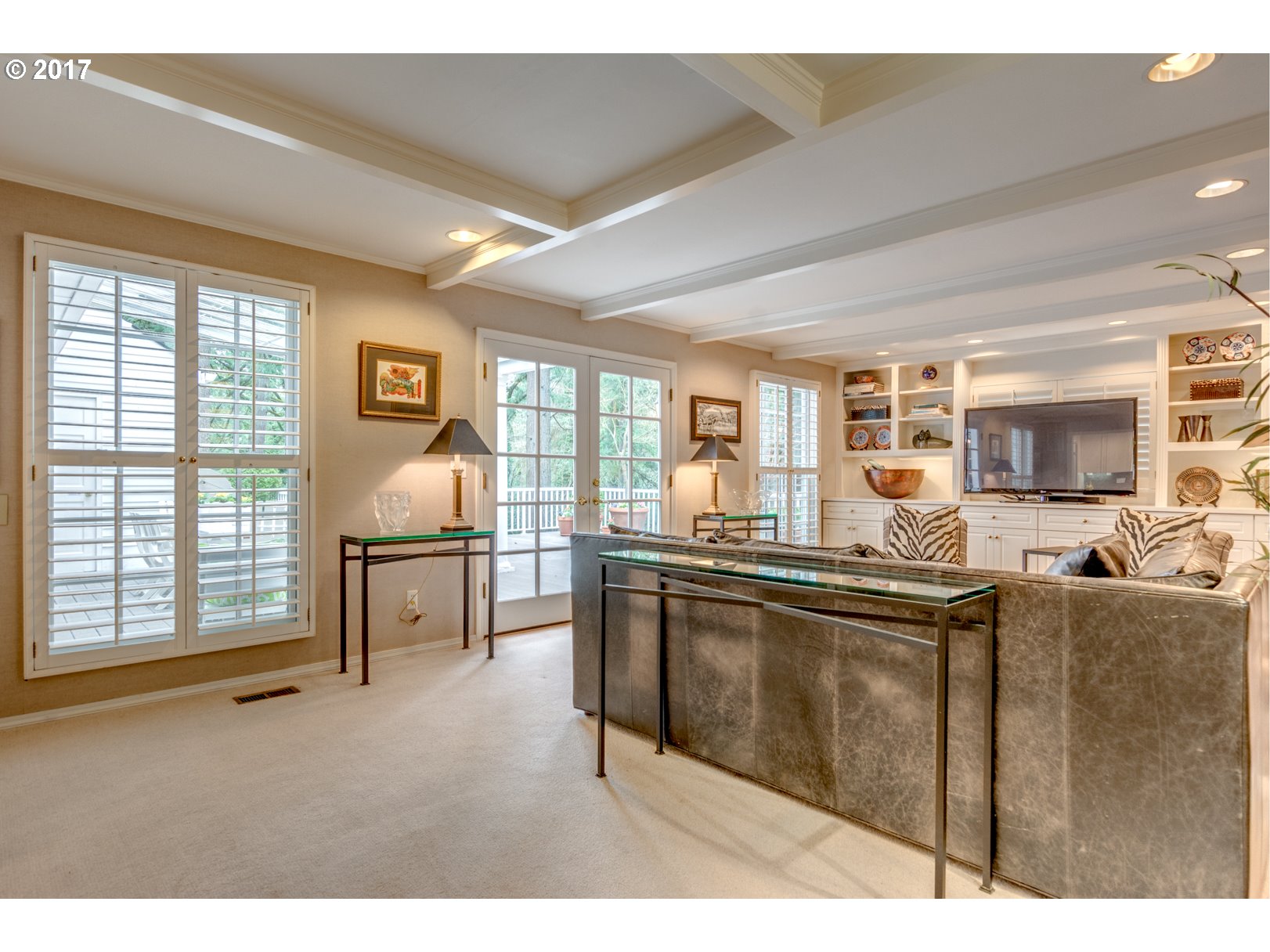 888 Fairway Road Lake Oswego, OR 97034 - Photo 8 of 32 Family Room