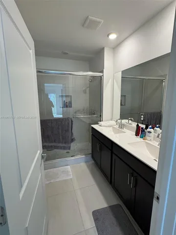 $1,000 | 141 Northeast 13th Circle, Unit 141, Homestead, FL 33033
