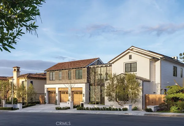 $18,250,000 | 8 Cherry Hills Lane, Newport Beach, CA 92660