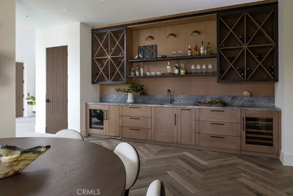 $18,250,000 | 8 Cherry Hills Lane, Newport Beach, CA 92660