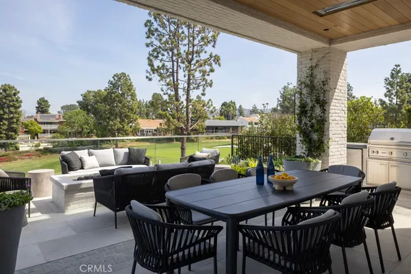 $18,250,000 | 8 Cherry Hills Lane, Newport Beach, CA 92660