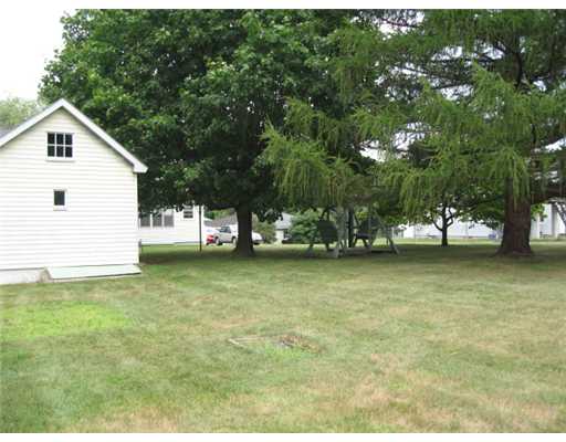86 Boston Street Coventry, RI 02816 - Photo 4 of 12 Yard/Garden.