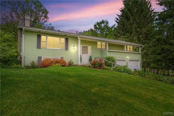$319,900 | 3991 Foothill Path, Onondaga, NY 13215