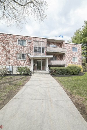 38 Jacqueline Road, Unit C Waltham, MA 02452 - Photo 5 of 6
