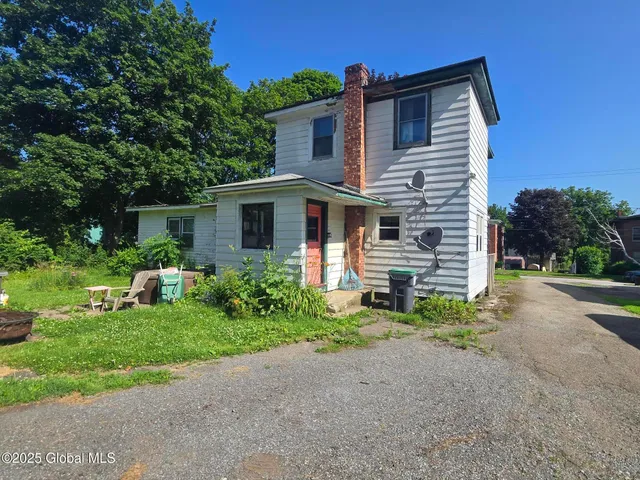 $149,900 | 110 Montgomery Street, Canajoharie, NY 13317