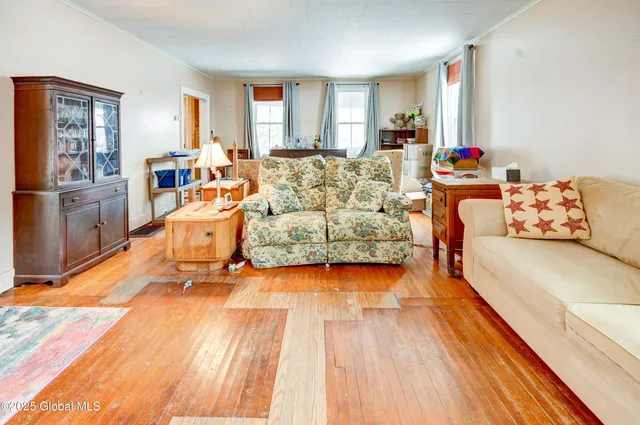 $149,900 | 110 Montgomery Street, Canajoharie, NY 13317