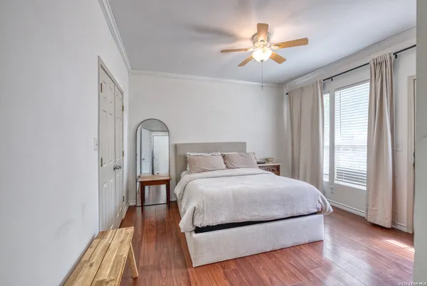 $249,900 | 237 West Oak Street, Uvalde, TX 78801