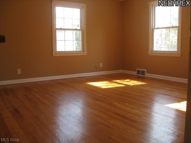 3682 Daleford Road Cleveland, OH 44120 - Photo 12 of 23