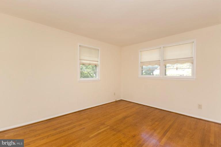 5222 Light Street Springfield, VA 22151 - Photo 25 of 28 Bedroom #2