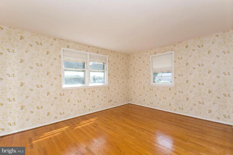 5222 Light Street Springfield, VA 22151 - Photo 26 of 28 Bedroom #3