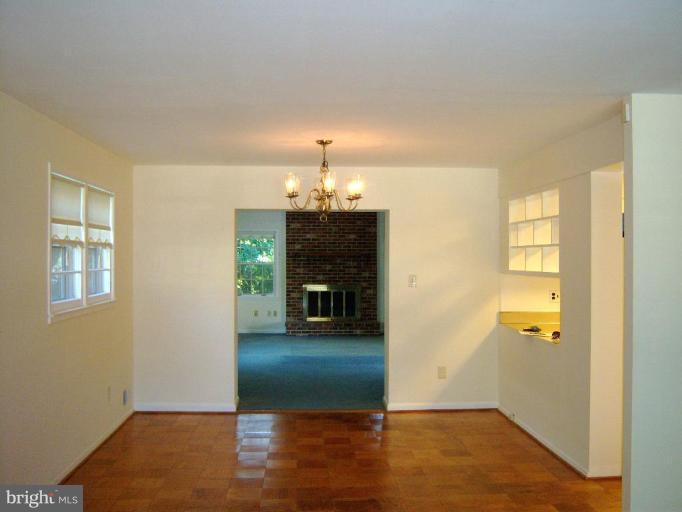 5222 Light Street Springfield, VA 22151 - Photo 4 of 28 Dining Room