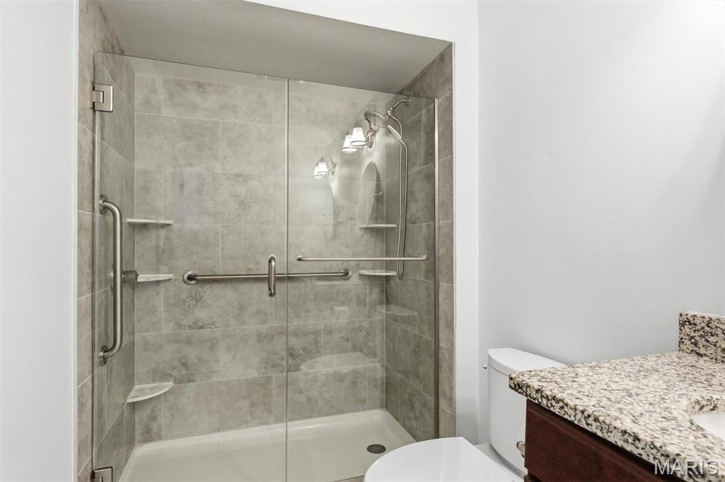 259 White Tree Lane Ballwin, MO 63011 - Photo 18 of 36