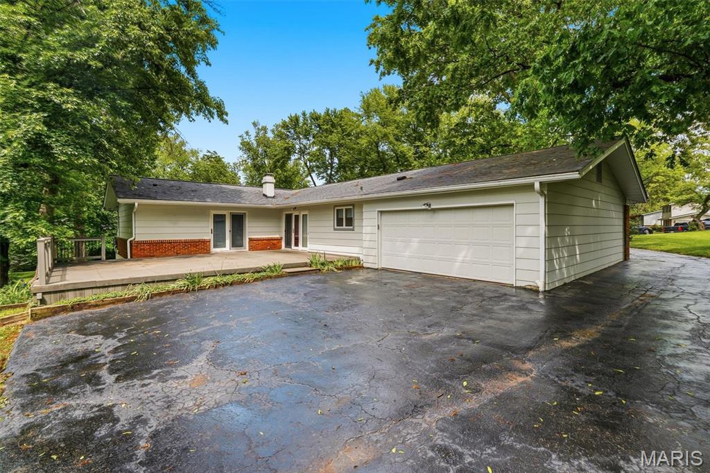 259 White Tree Lane Ballwin, MO 63011 - Photo 31 of 36