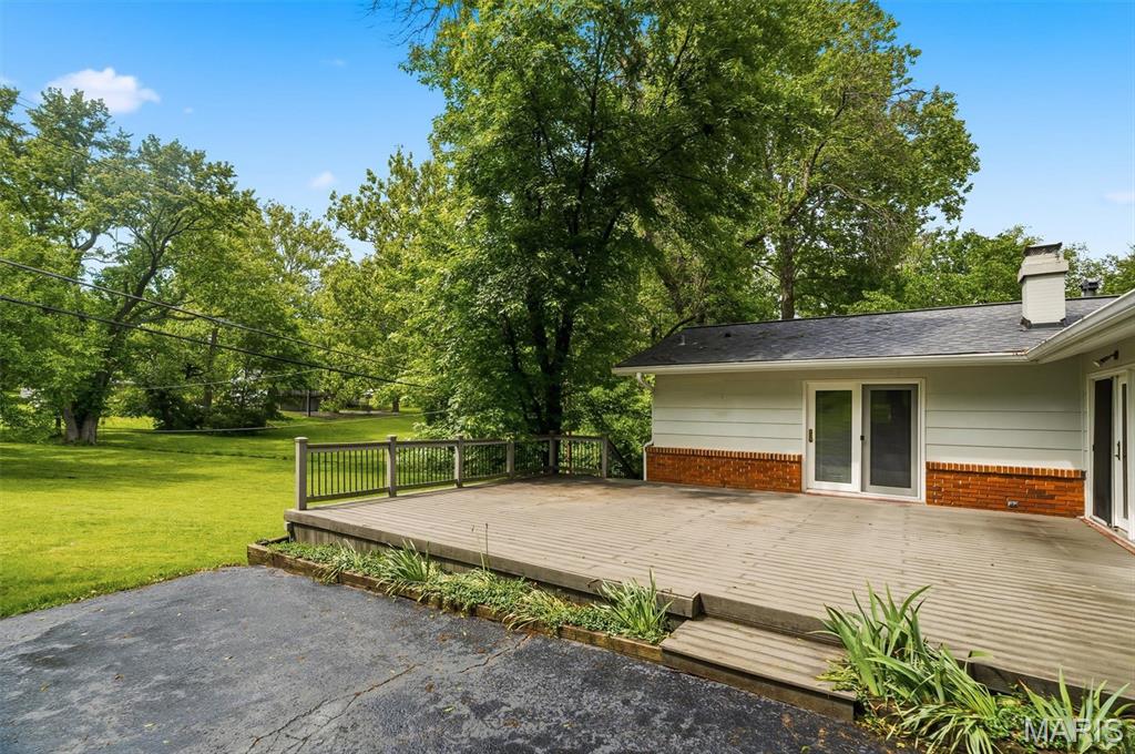 259 White Tree Lane Ballwin, MO 63011 - Photo 32 of 36