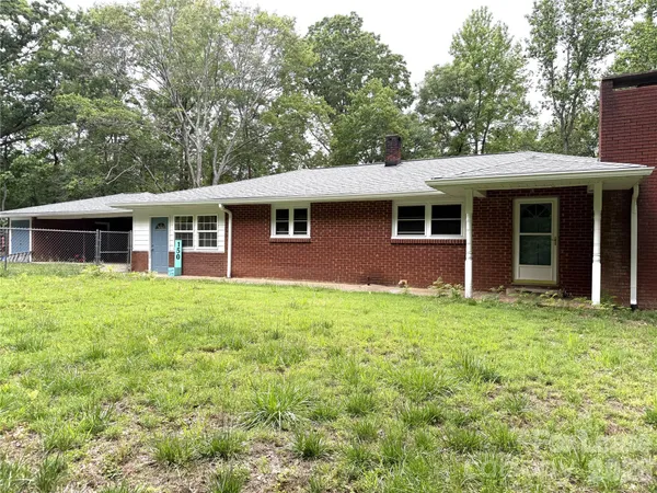 $2,300 | 150 Cowan Lane, Tryon, NC 28782
