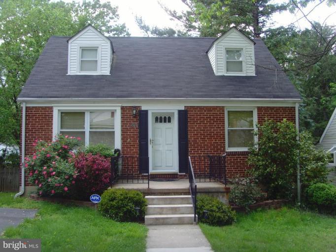 40 Mansion Road Linthicum Heights, MD 21090 - Photo 1 of 12 Exterior (Main)