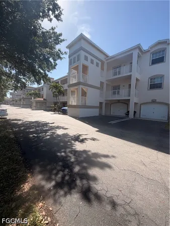 $1,950 | 17100 Terraverde Circle, Unit 3, Fort Myers, FL 33908