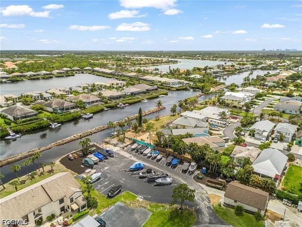 $1,950 | 17100 Terraverde Circle, Unit 3, Fort Myers, FL 33908