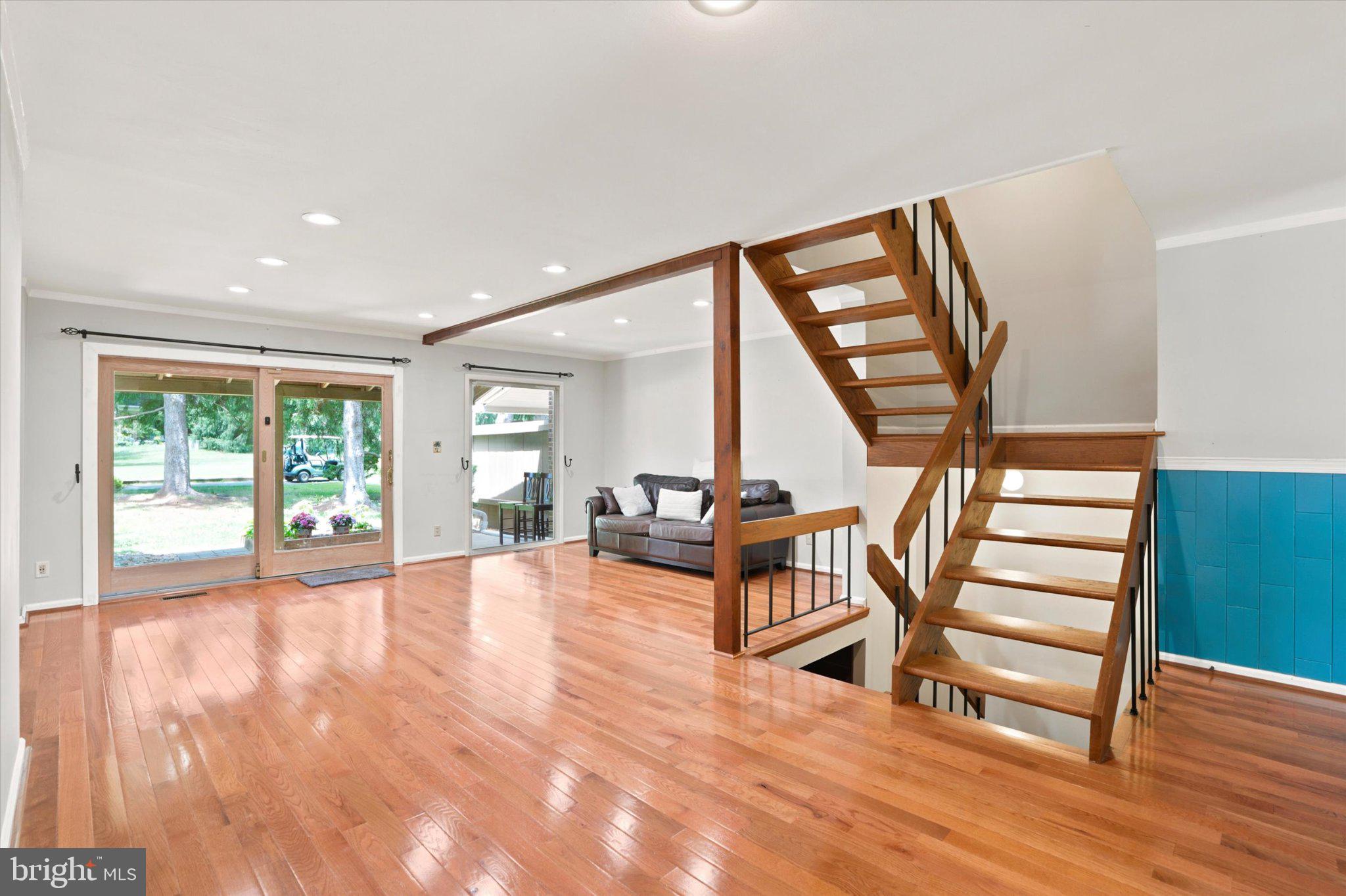 18 Medinah Drive Reading, PA 19607 - Photo 2 of 25 Spacious living area with natural light.