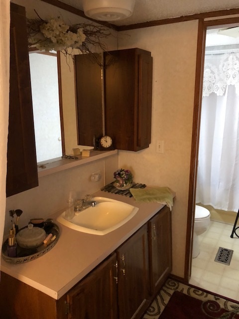 330 East 12th Street Rochester, IN 46975 - Photo 8 of 12