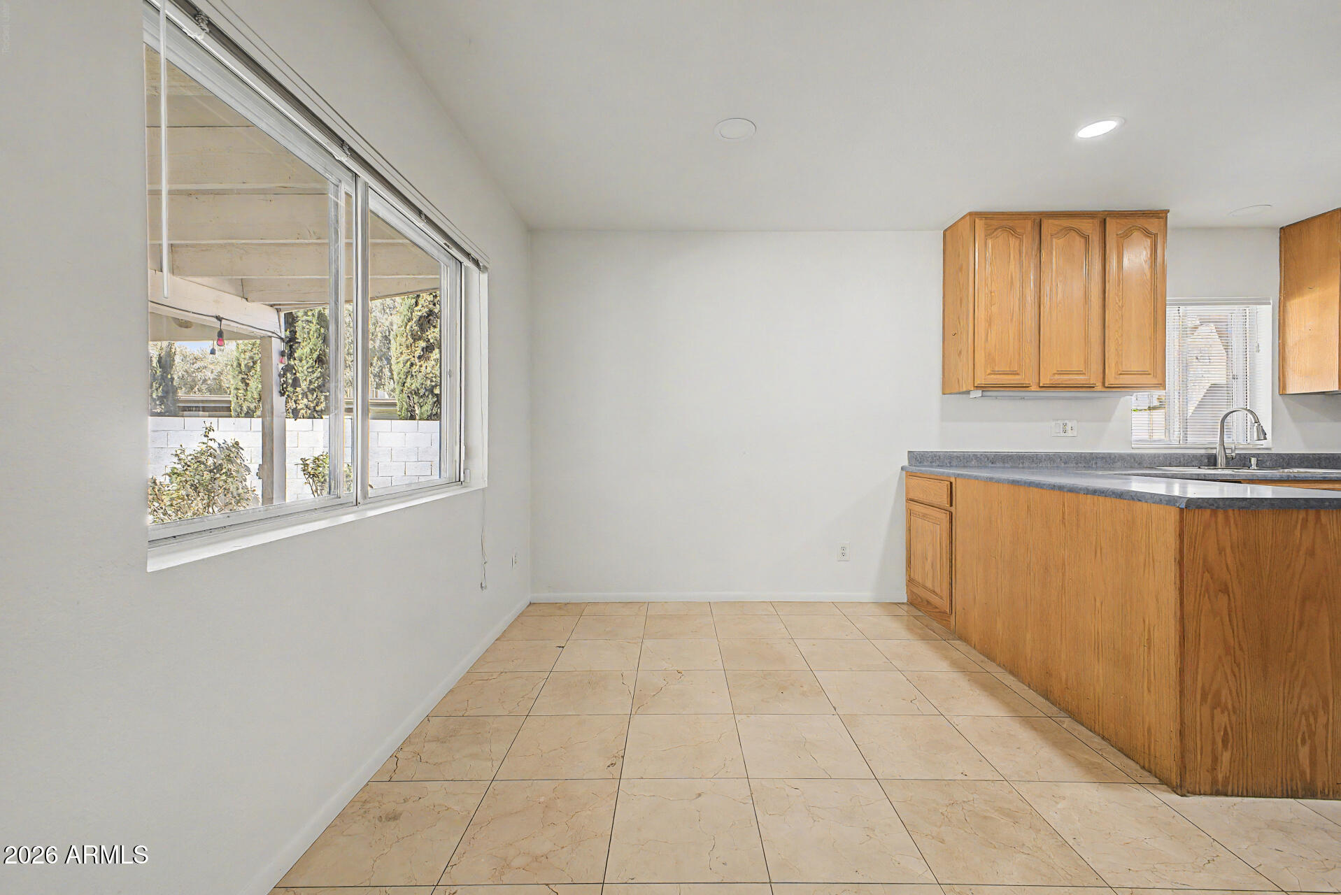 621 East Calavar Road Phoenix, AZ 85022 - Photo 15 of 41 Breakfast Nook