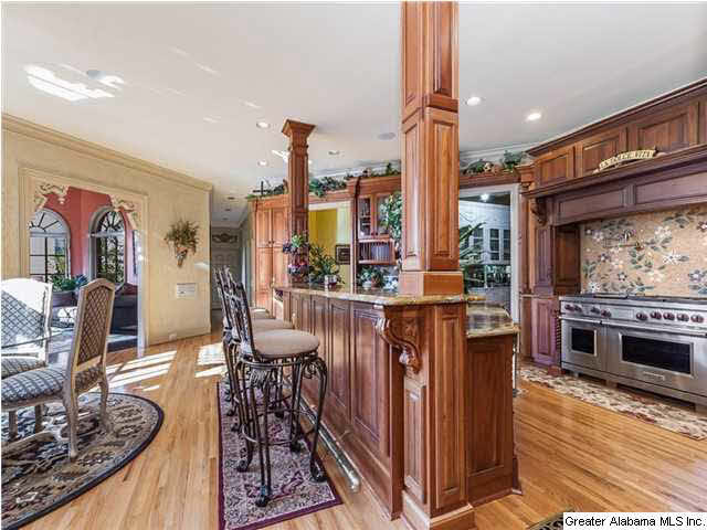 2015 Shandwick Terrace Birmingham, AL 35242 - Photo 12 of 32