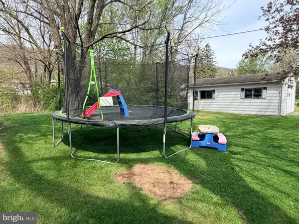 $179,900 | 1040 North Spring Street, Everett, PA 15537