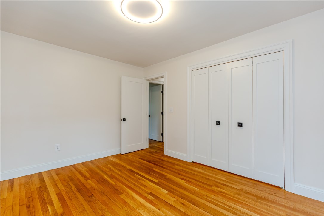 8 Barnes Street Smithfield, RI 02828 - Photo 31 of 48