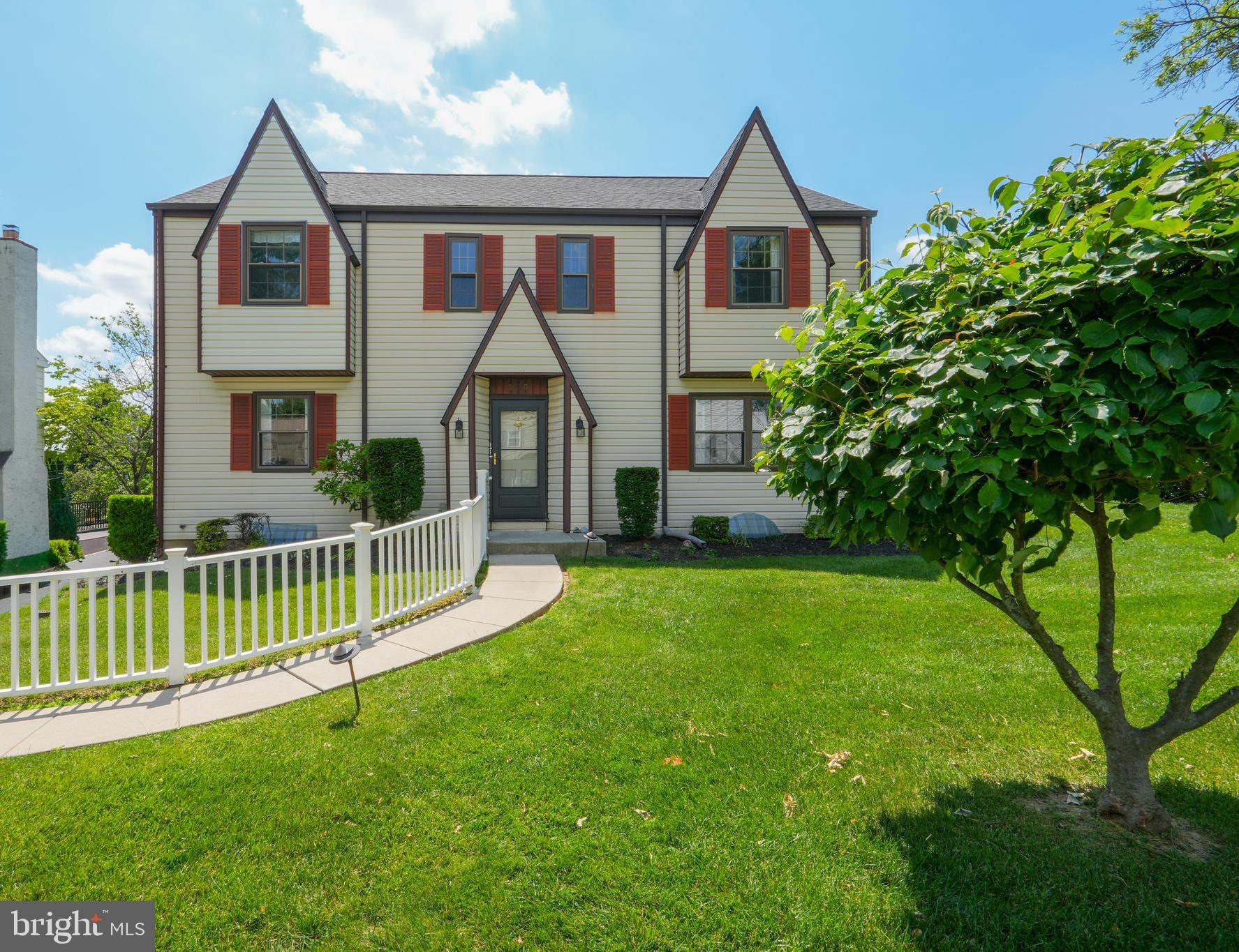 105 Grandview Road Springfield, PA 19064 - Photo 2 of 35